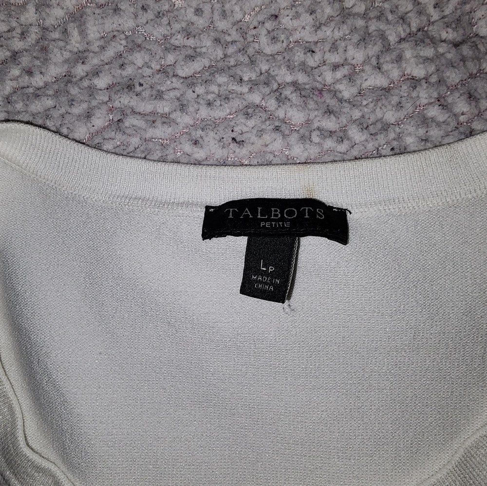 Talbolts Soft Cuddly , Cute White Cardigan - Picture 10 of 15